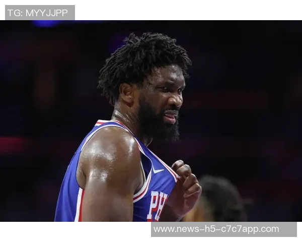 恩比德表现低迷显谨慎赛场上小心翼翼避免再次受伤 恩比德表现低迷显谨慎赛场上小心翼翼避免再次受伤