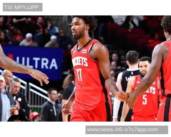 小贾巴里谈投篮进步与申京合作的显著成效 小贾巴里谈投篮进步与申京合作的显著成效