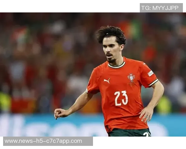 维蒂尼亚呼吁公平对待中场球员金球奖评选应更具多样性与公正性 维蒂尼亚呼吁公平对待中场球员金球奖评选应更具多样性与公正性